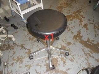 Surgeons stool